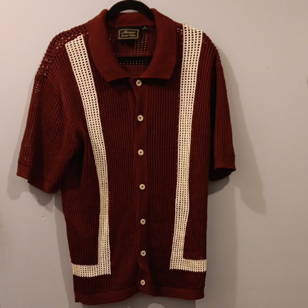 Massive Luxury Top